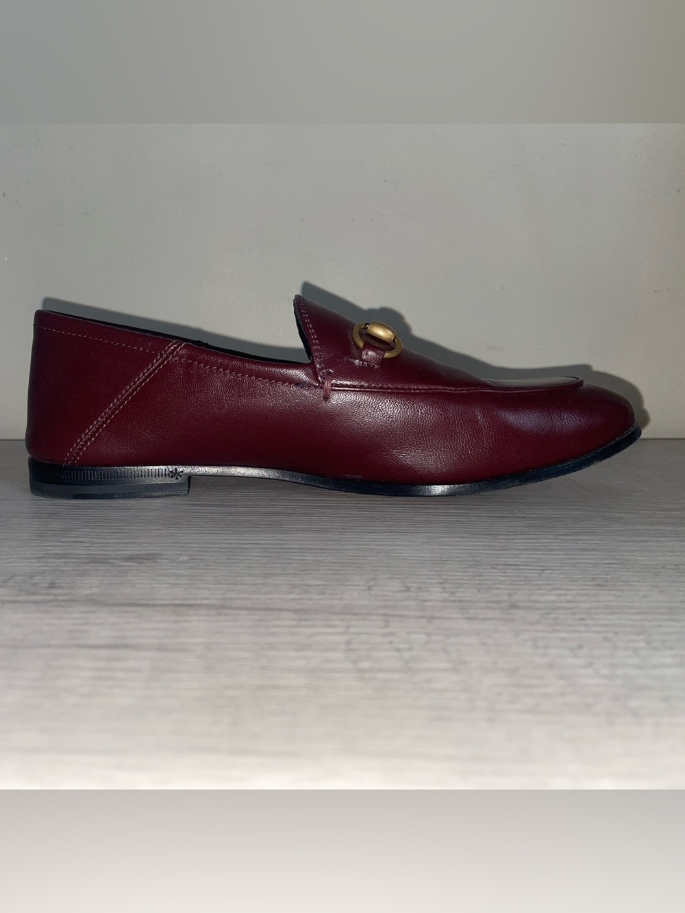 Authentic Gucci Womens Leather Horsebit Loafers in Vintage Bordeaux. Pre-Owned - Picture 9 of 13